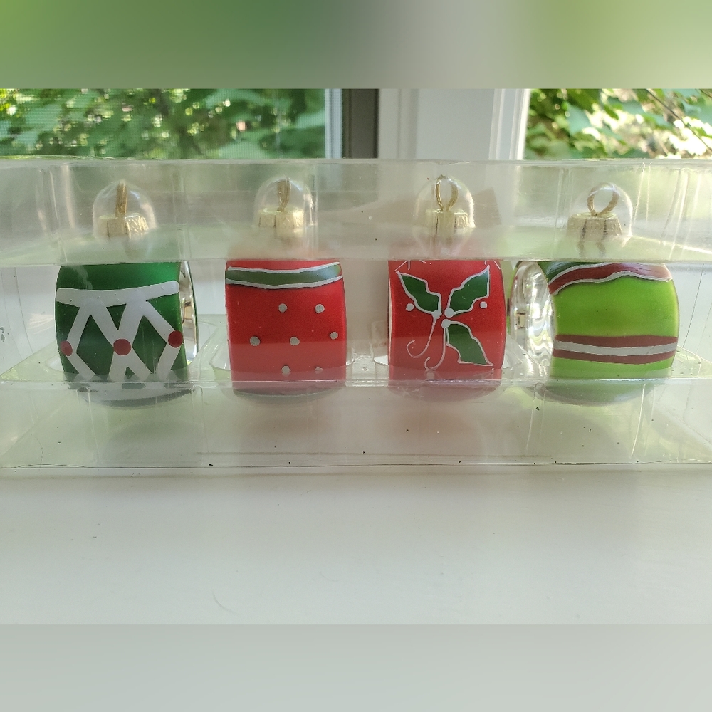 Christmas napkin ring/ placecard holders